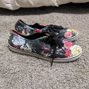 Vans Black/Red/Green